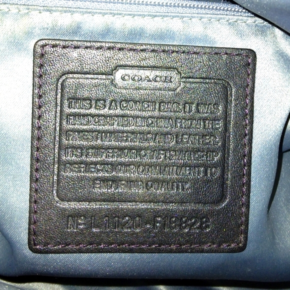 ★BEAUTIFUL!!★EUC COACH "Lexi" Large Signature Sateen 3 Section Interior Satchel - Picture 13 of 16